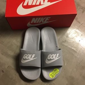 Nike slides size 7